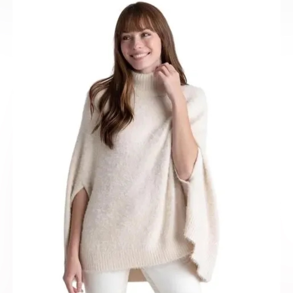 Mer Sea Chalet Poncho Womens Petite Off White Cowl Neck Fuzzy Soft Chunky NWT